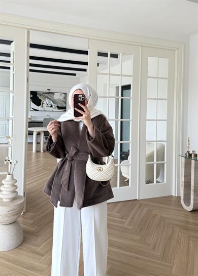 Geniş Yakalı Kaban Kahverengi