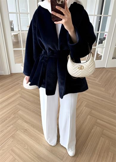 Geniş Yakalı Kaban Lacivert