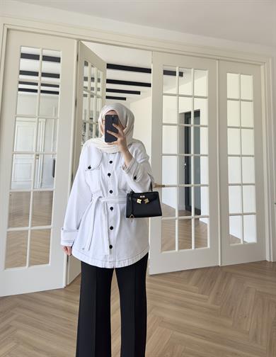 Kontrast Dikişli Denim Ceket