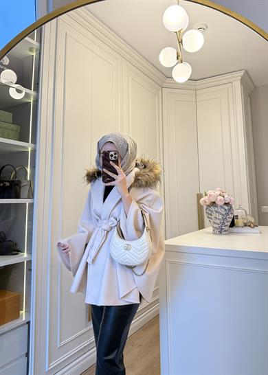 Kürk Şapkalı Kaşe Kaban Taş