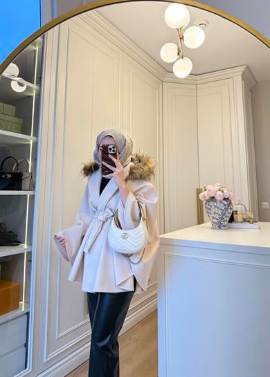 Kürk Şapkalı Kaşe Kaban Taş