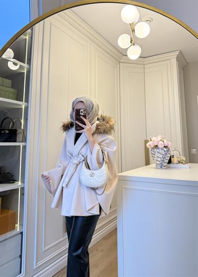 Kürk Şapkalı Kaşe Kaban Taş