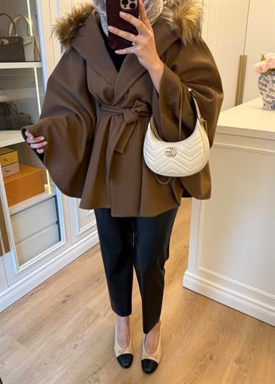 Kürk Şapkalı Kaşe Kaban Toprak