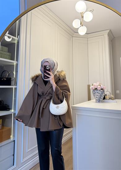 Kürk Şapkalı Kaşe Kaban Toprak