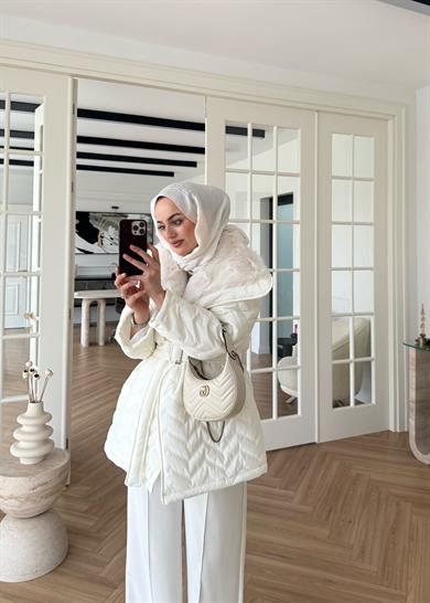 Kürklü Rugan Şişme Mont Ekru