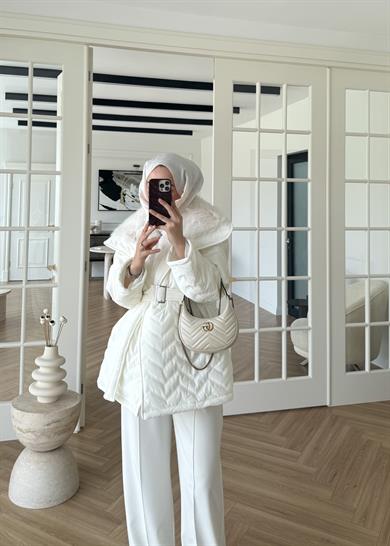 Kürklü Rugan Şişme Mont Ekru