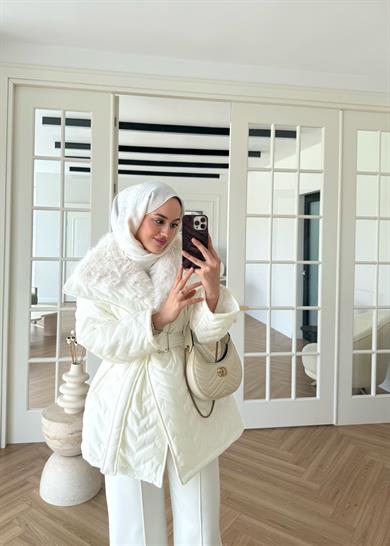 Kürklü Rugan Şişme Mont Ekru