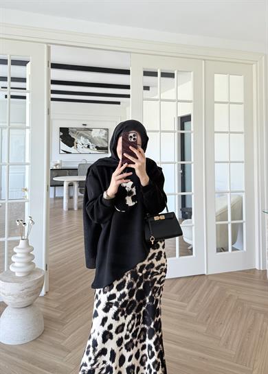 Leopar Etekli Takım Siyah