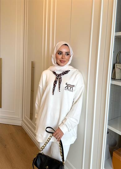 Leopar Fularlı Sweatshirt Ekru