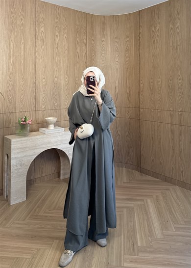 Liya Omuz Şallı Yırtmaçlı Takım Haki