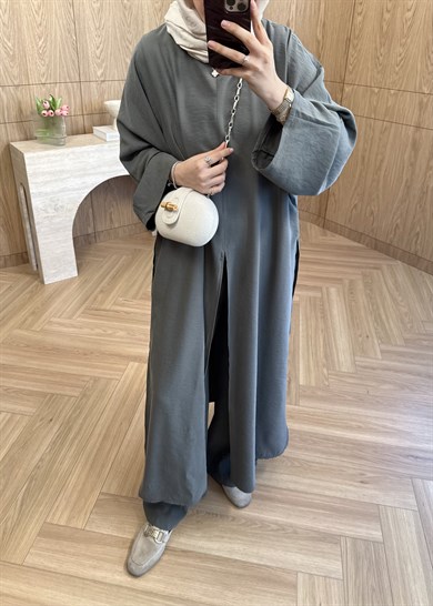 Liya Omuz Şallı Yırtmaçlı Takım Haki