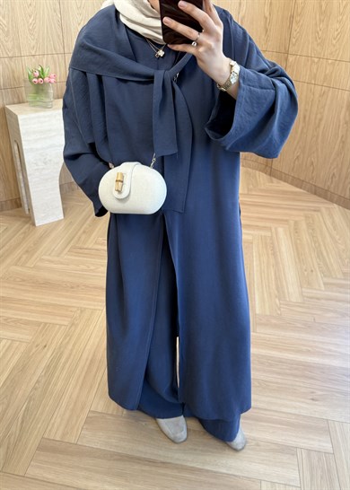 Liya Omuz Şallı Yırtmaçlı Takım Lacivert