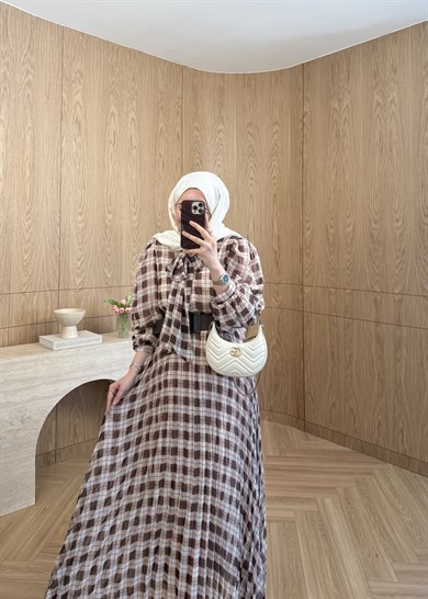 Miori Ekose Şifon Elbise Kahverengi