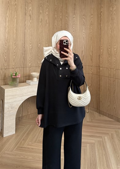 Ön Yakası Çıtçıtlı Oysh Takım Siyah