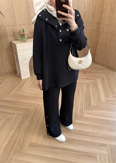 Ön Yakası Çıtçıtlı Oysh Takım Siyah