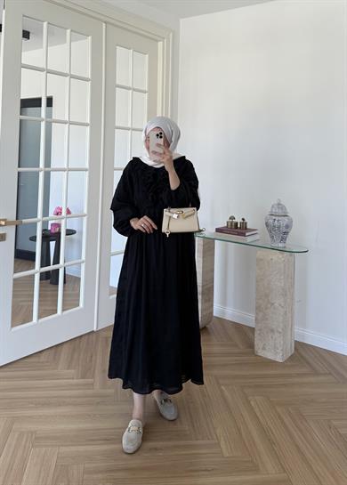 Önü Fırfırlı Elbise Siyah