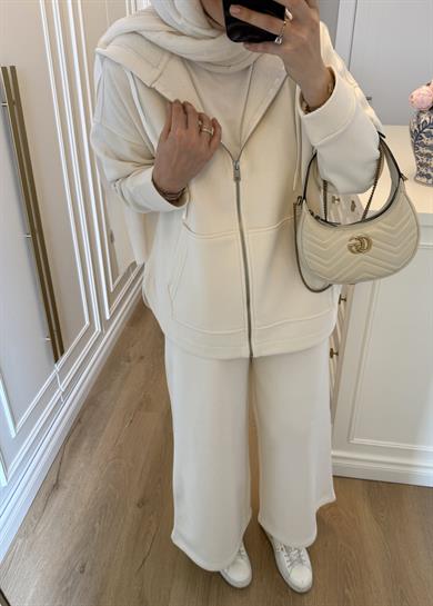 Oslo 3 İplik Şardonlu Takım Ekru