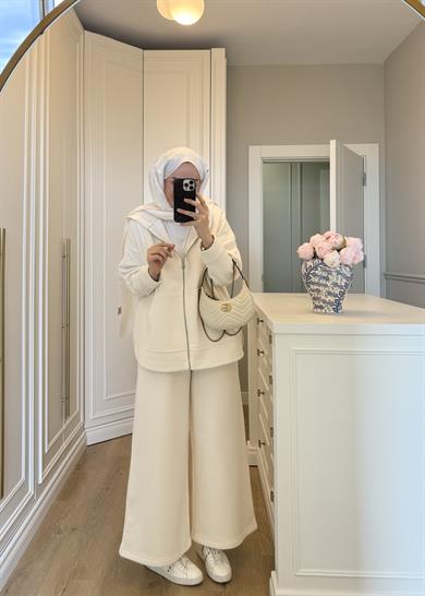 Oslo 3 İplik Şardonlu Takım Ekru