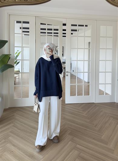 Parmak Geçirmeli Sweatshirt Lacivert