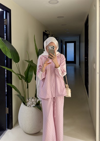 Puantiyeli Muadil Takım Pembe
