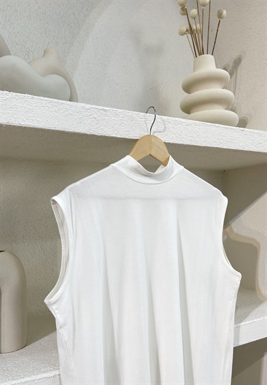 Sıfır Kollu İçlik Beyaz