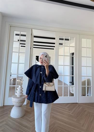 Simli Yaka Detaylı Kaşe Kaban Lacivert