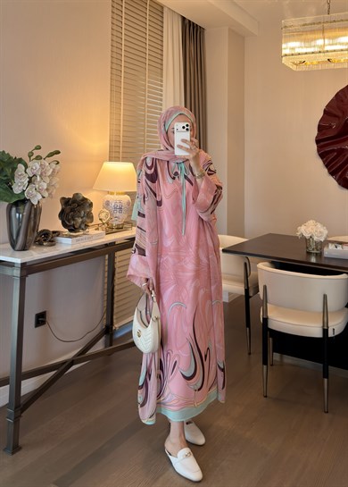 Vera Desenli Elbise Pembe