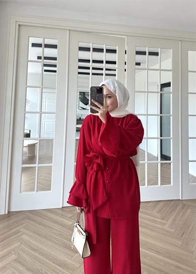 Volan Kol Çiçek Aksesuarlı Takım Kırmızı