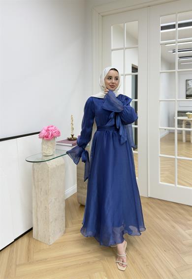 Yaka Kurdale Detaylı Elbise Saks