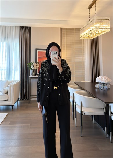 Yaprak Nakış İşlemeli Denim Ceket Siyah