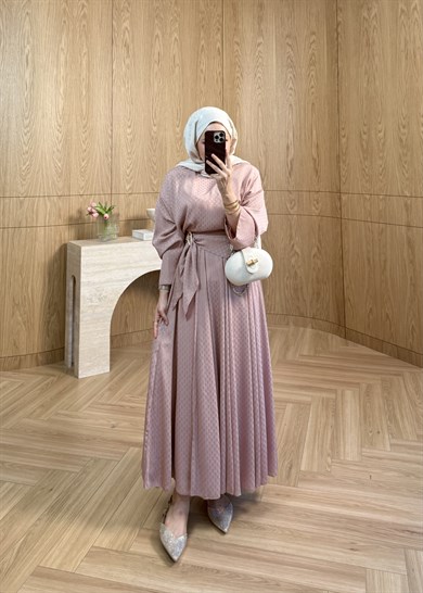 Yoryo Şifon Puantiye Etekli Takım  Pudra