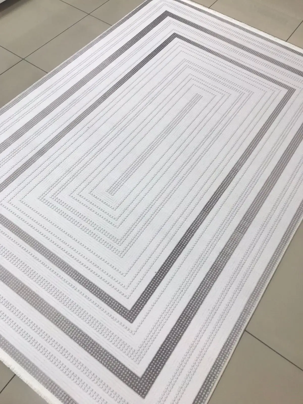 Varyasyonlu Standart Ölçülü Halılar