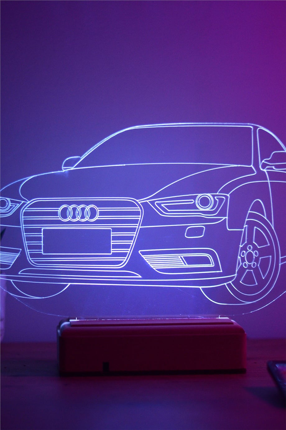 Kişiye Özel 3D Led Aydınlatmalı Araba Masaüstü Led Lamba