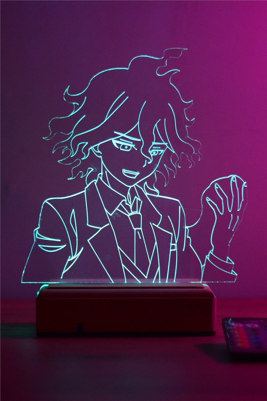 Nagito Komaeda 16 Renk Gece Lambası