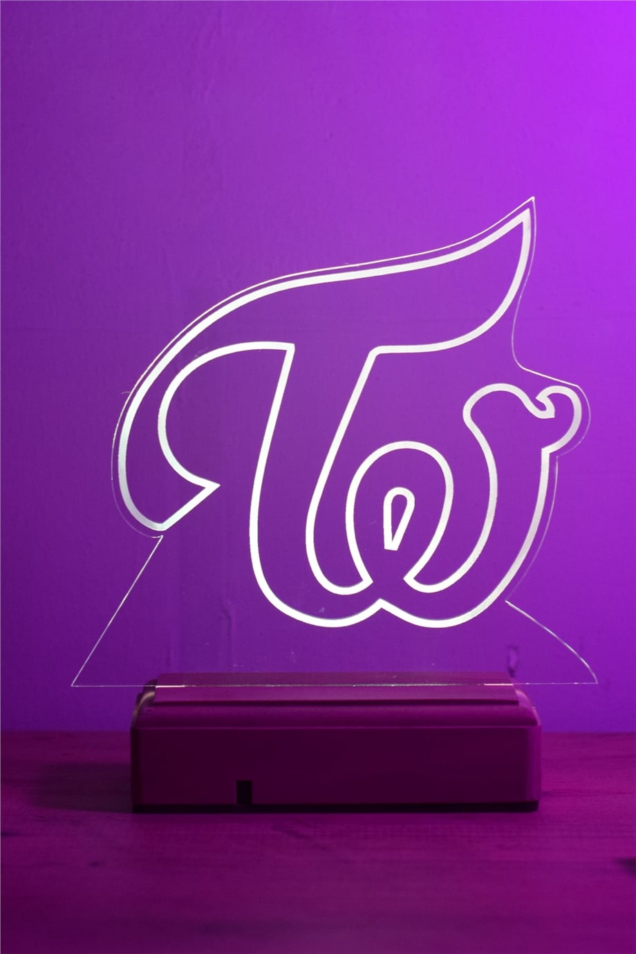 Twice 16 Renk K-POP Gece Lambası