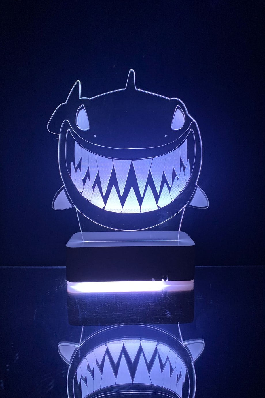 6ix9ine Gooba  Shark Gece Lambası 3D 16 Renk
