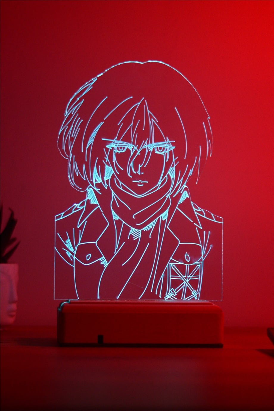 Mikasa Ackerman Attack On Titan 16 Renk Gece Lambası