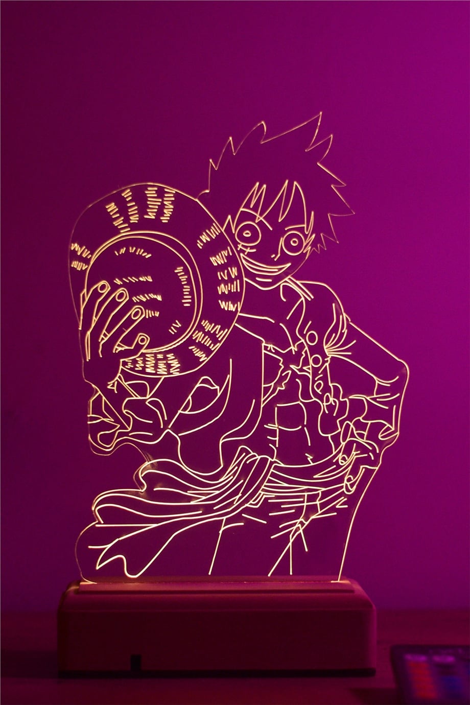 Monkey D. Luffy One Piece 16 Renk Gece Lambası