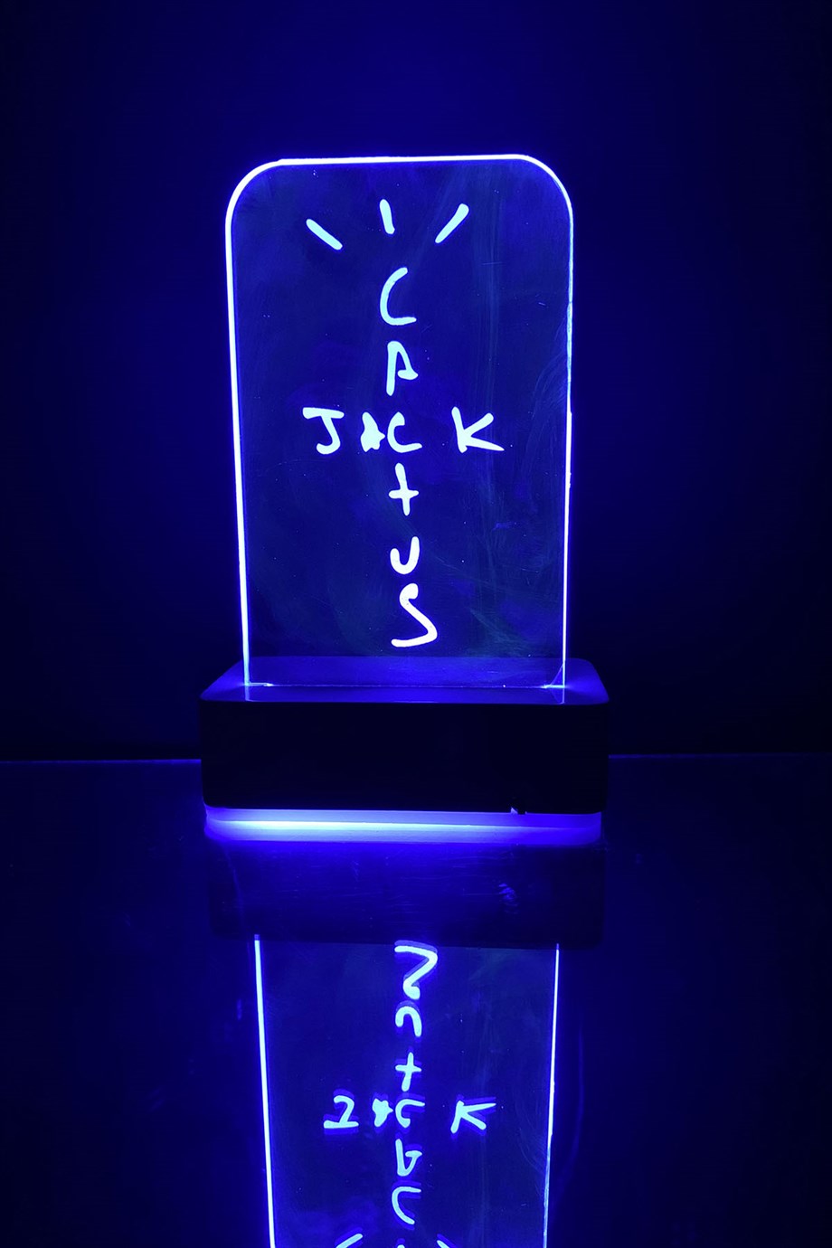 Travis Scott Cactus Jack Gece Lambası