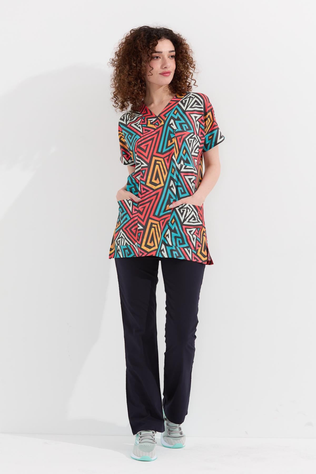 Carnival Basic - Tek Üst Desenli Hemşire Doktor Forması (UNISEX), Geometrik