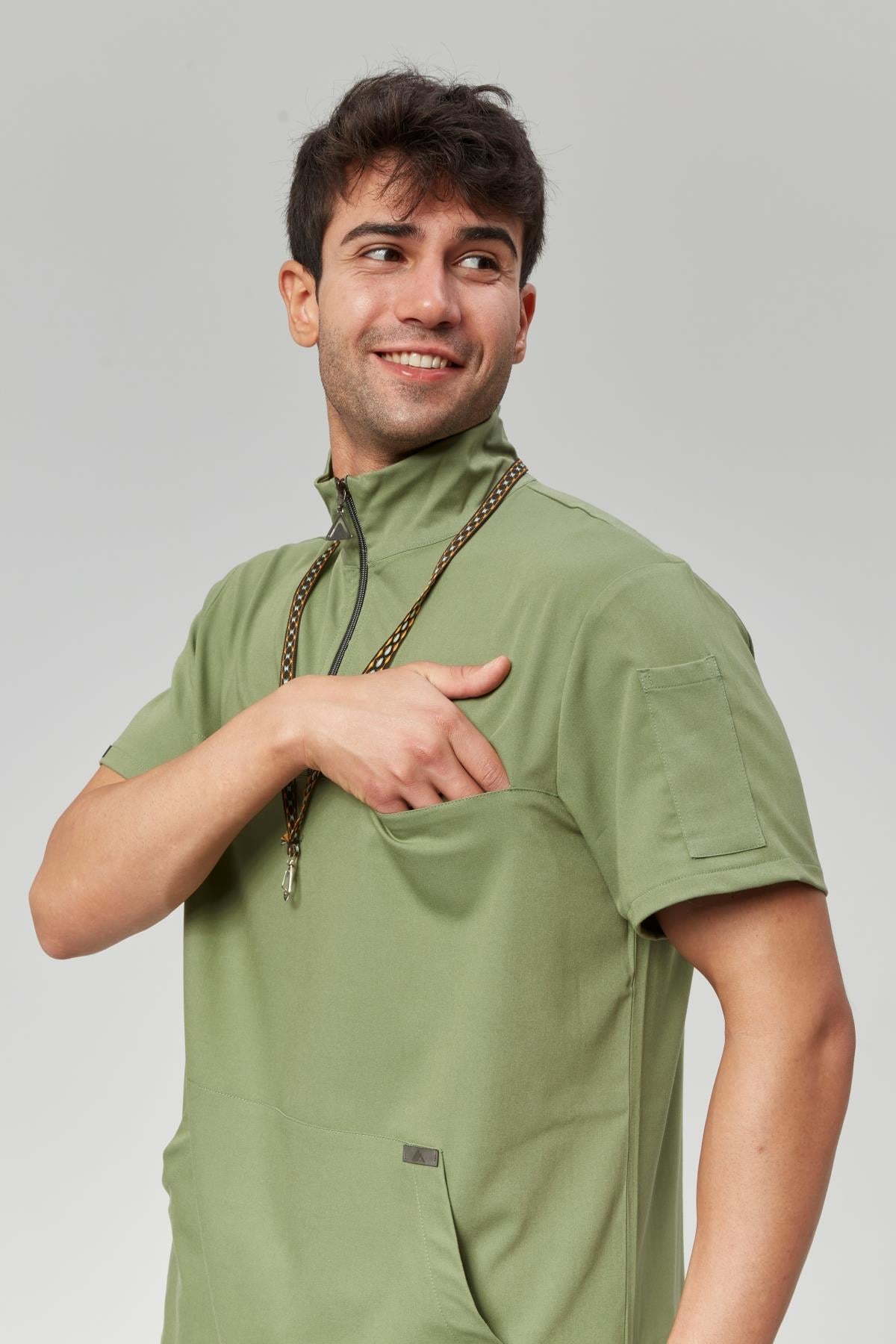 Extreme Cool Man - Premium Çift Yön Likralı Doktor Hemşire Tek Üst Forma (ERKEK), Yosun