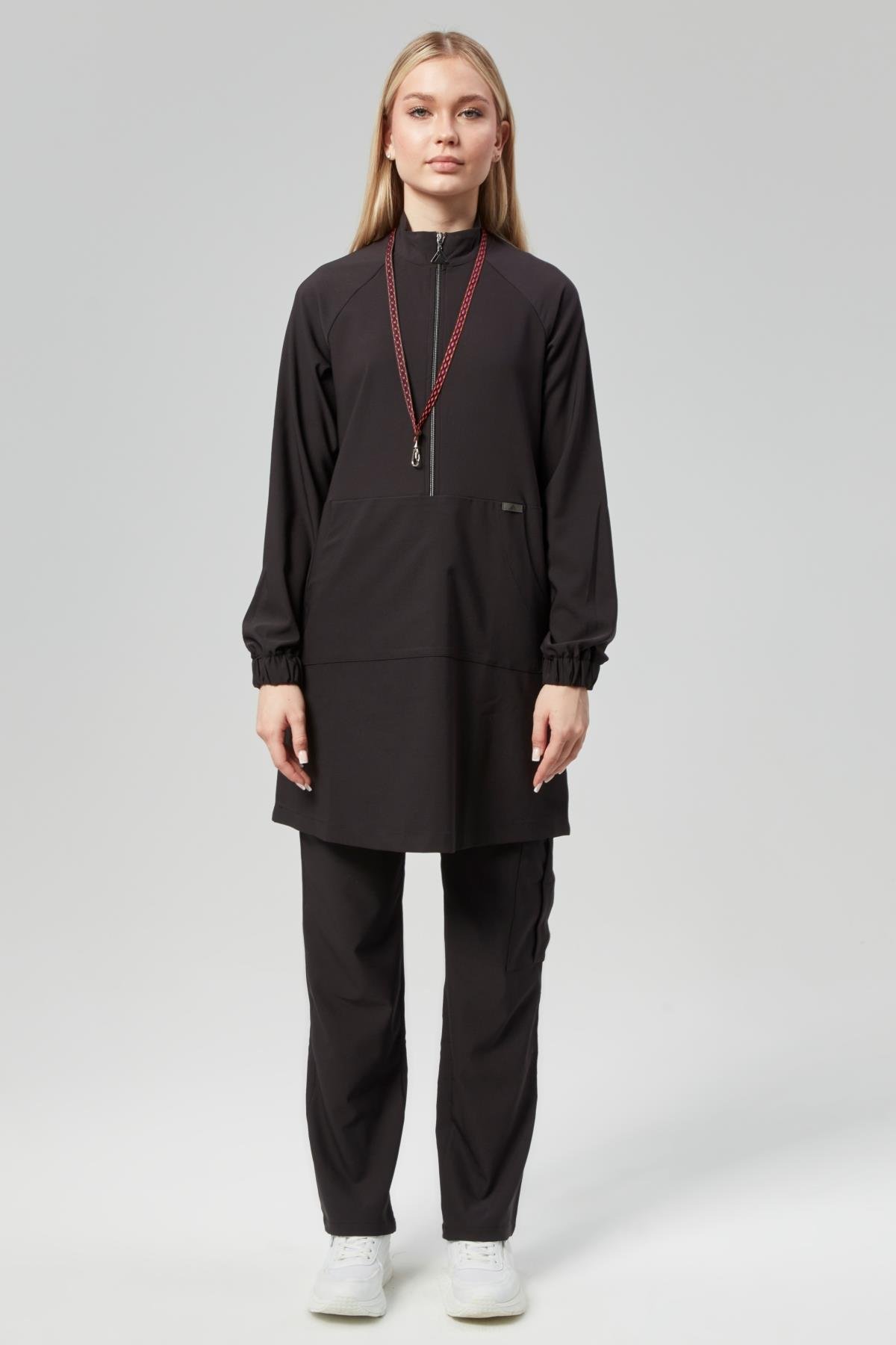 Extreme Cool Modest - Premium Çift Yön Likralı Doktor Hemşire Forma Takımı Scrubs Üniforma Cerrahi Takım (KADIN), Kömür