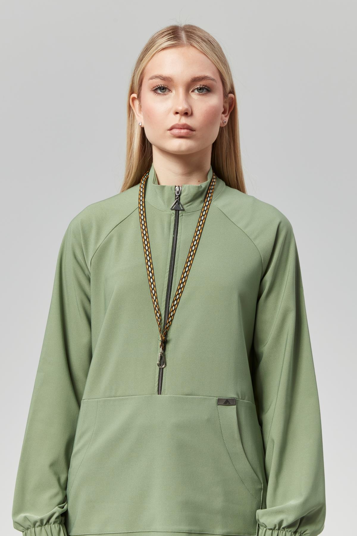 Extreme Cool Modest - Premium Çift Yön Likralı Doktor Hemşire Forma Takımı Scrubs Üniforma Cerrahi Takım (KADIN), Yosun