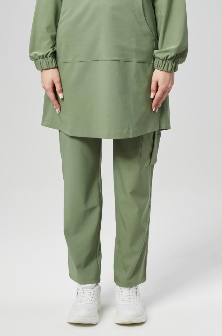 Extreme Cool Modest - Premium Çift Yön Likralı Doktor Hemşire Tek Alt Forma (KADIN), Yosun