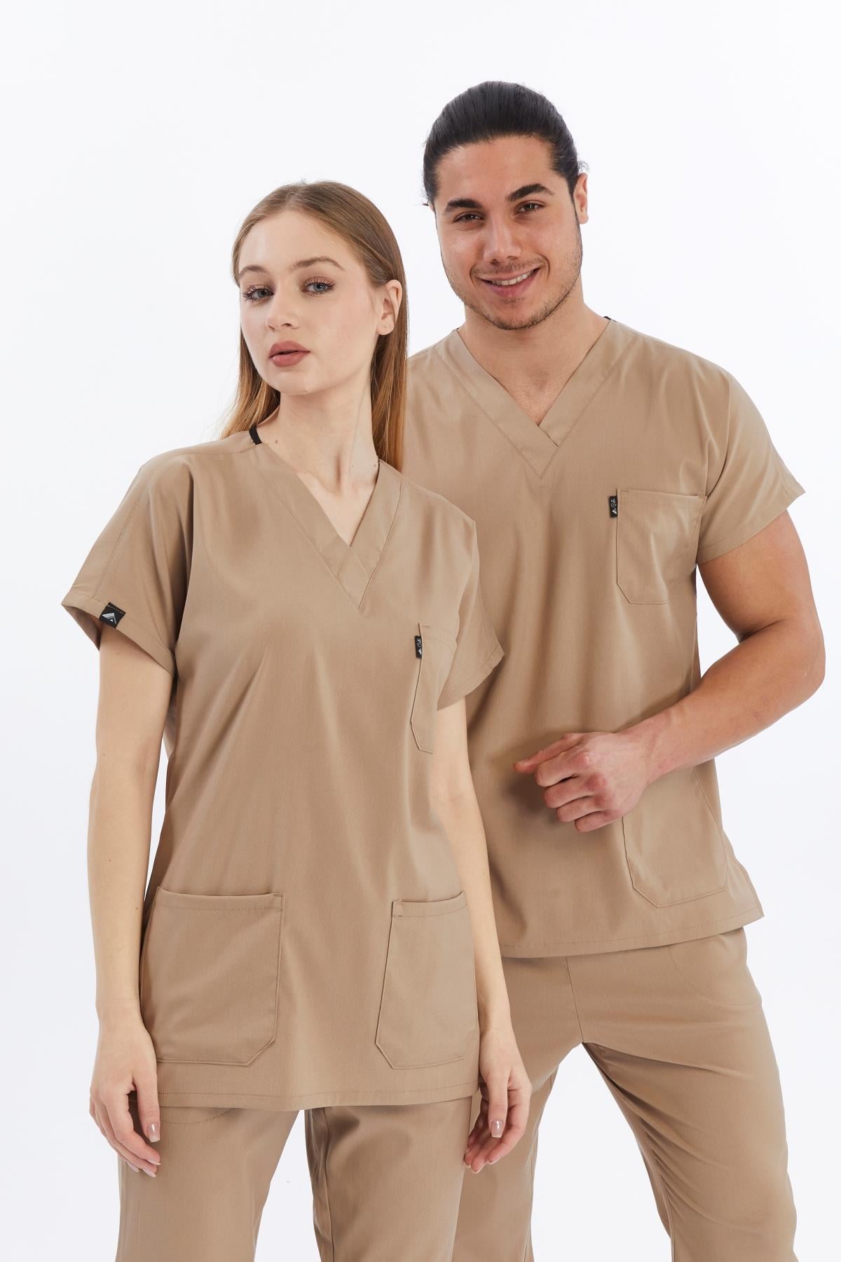 Happiness Basic - Likralı Doktor Hemşire Scrubs Tek Üst Cerrahi Forma (UNISEX), Bej