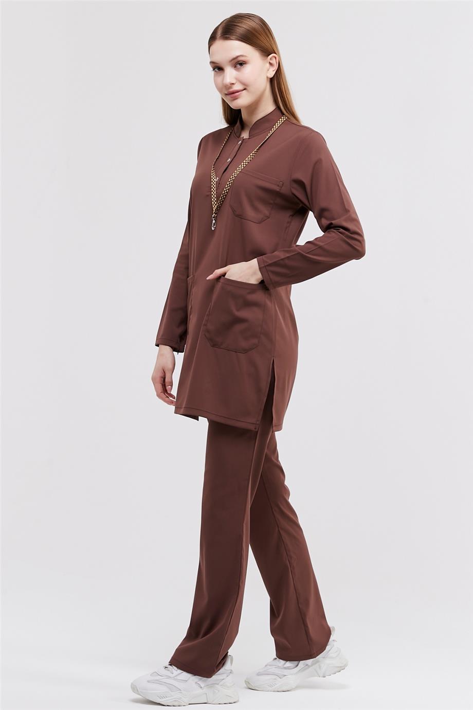 Happiness Modest - Likralı Doktor Hemşire Tesettür Forma Takımı Scrubs Üniforma Cerrahi Takım, Çikolata Kahve