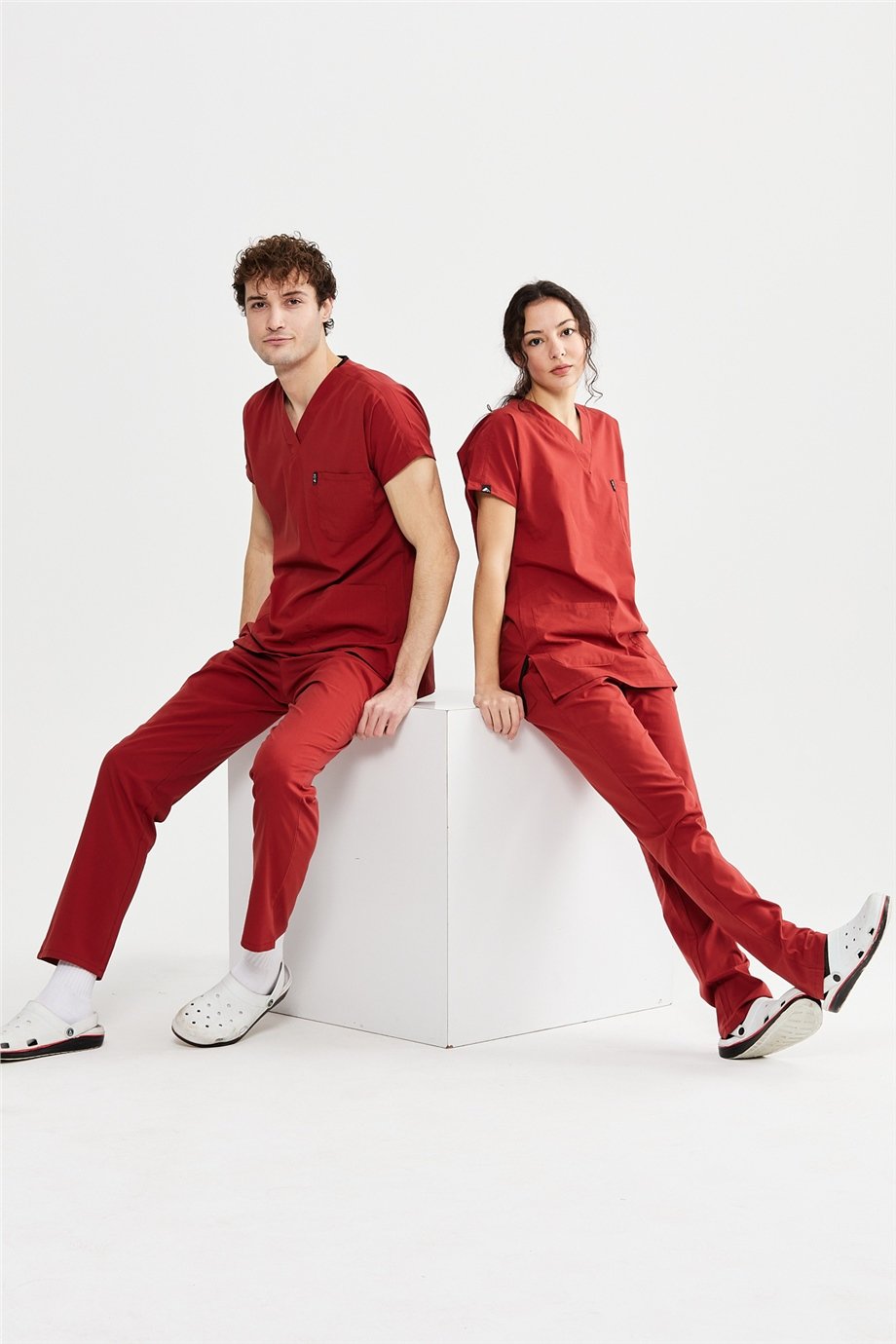 UltraLycra Basic - Likralı Doktor Hemşire Forma Takımı Scrubs Üniforma Cerrahi Takım (UNISEX), Kiremit