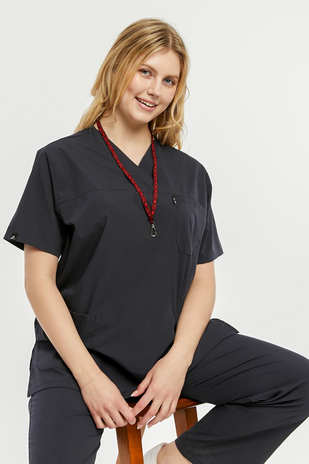 UltraLycra Comfy - Büyük Beden Likralı Doktor Hemşire Tek Üst Cerrahi Forma (UNISEX), Antrasit