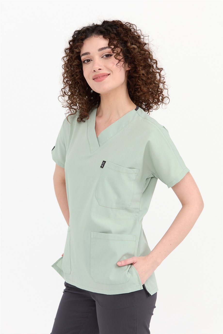 UltraLycra Harmony/Spaniard - Likralı Doktor Hemşire Forma Takımı Scrubs Üniforma Cerrahi Takım (KADIN), Su Yeşili/Antrasit