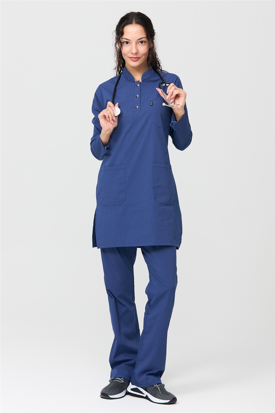 UltraLycra Modest - Likralı Doktor Hemşire Tesettür Forma Takımı Scrubs Üniforma Cerrahi Takım, Fırtına Mavi